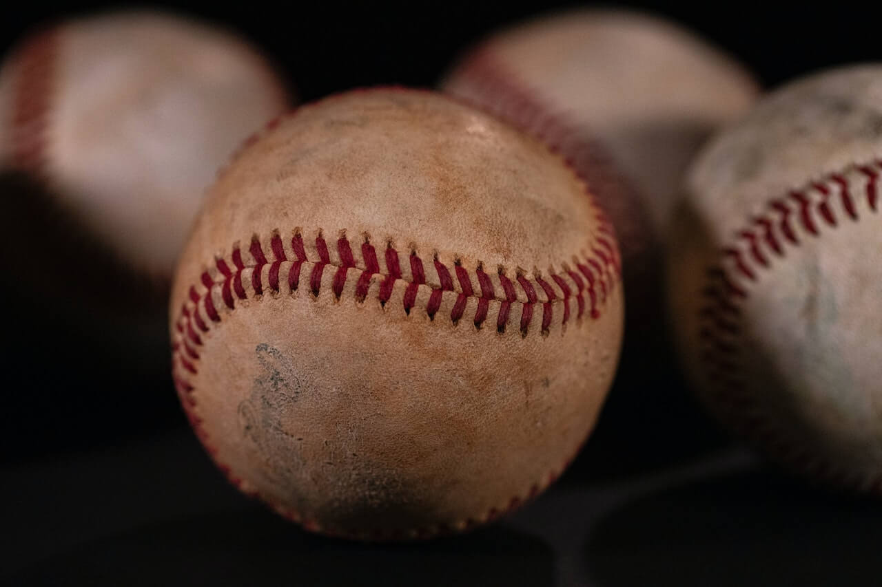 How Many Stitches Are on a Baseball? - TheBestips
